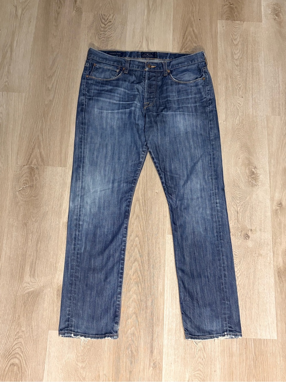 Lucky Brand Skinny Jeans Mens Size 33” Button Fly Medium Wash “Lucky You” Y2K